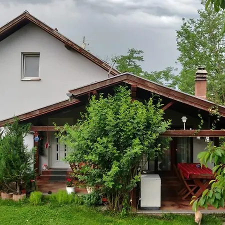 Haus Viktoria Near Апартаменты Баня-Лука