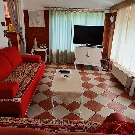 Haus Viktoria Near Lägenhet Banja Luka