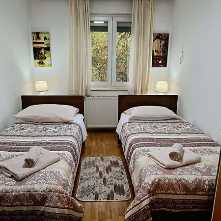 Apartamento Haus Viktoria Near *