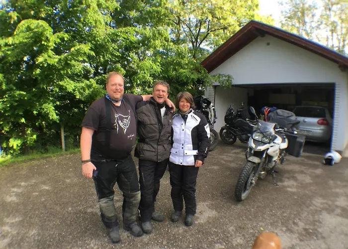 Haus Viktoria Near شقة