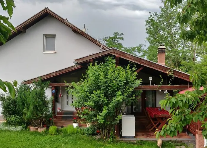 Haus Viktoria Near شقة بانيا لوكا